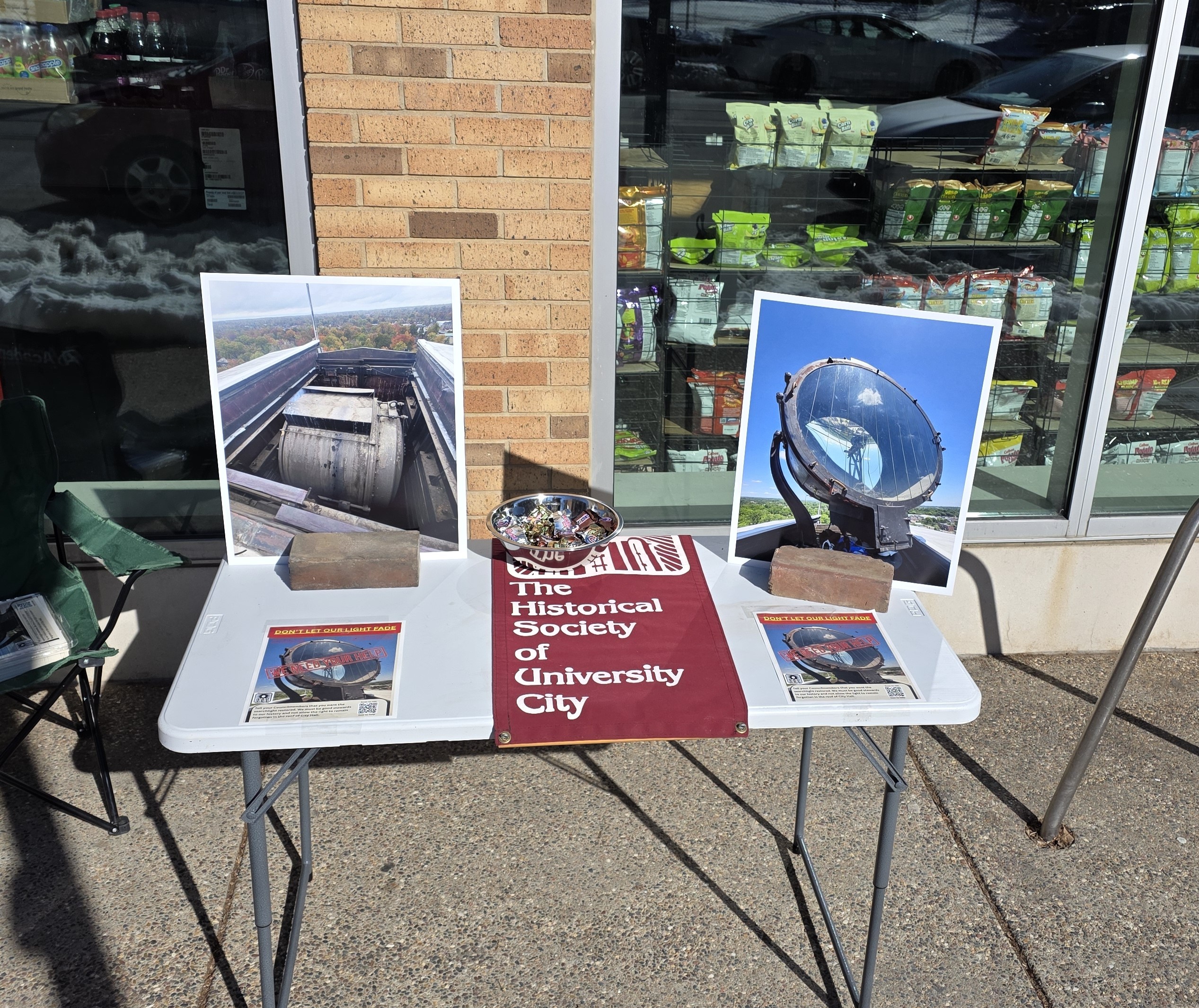 Loop Ice Carnival Booth